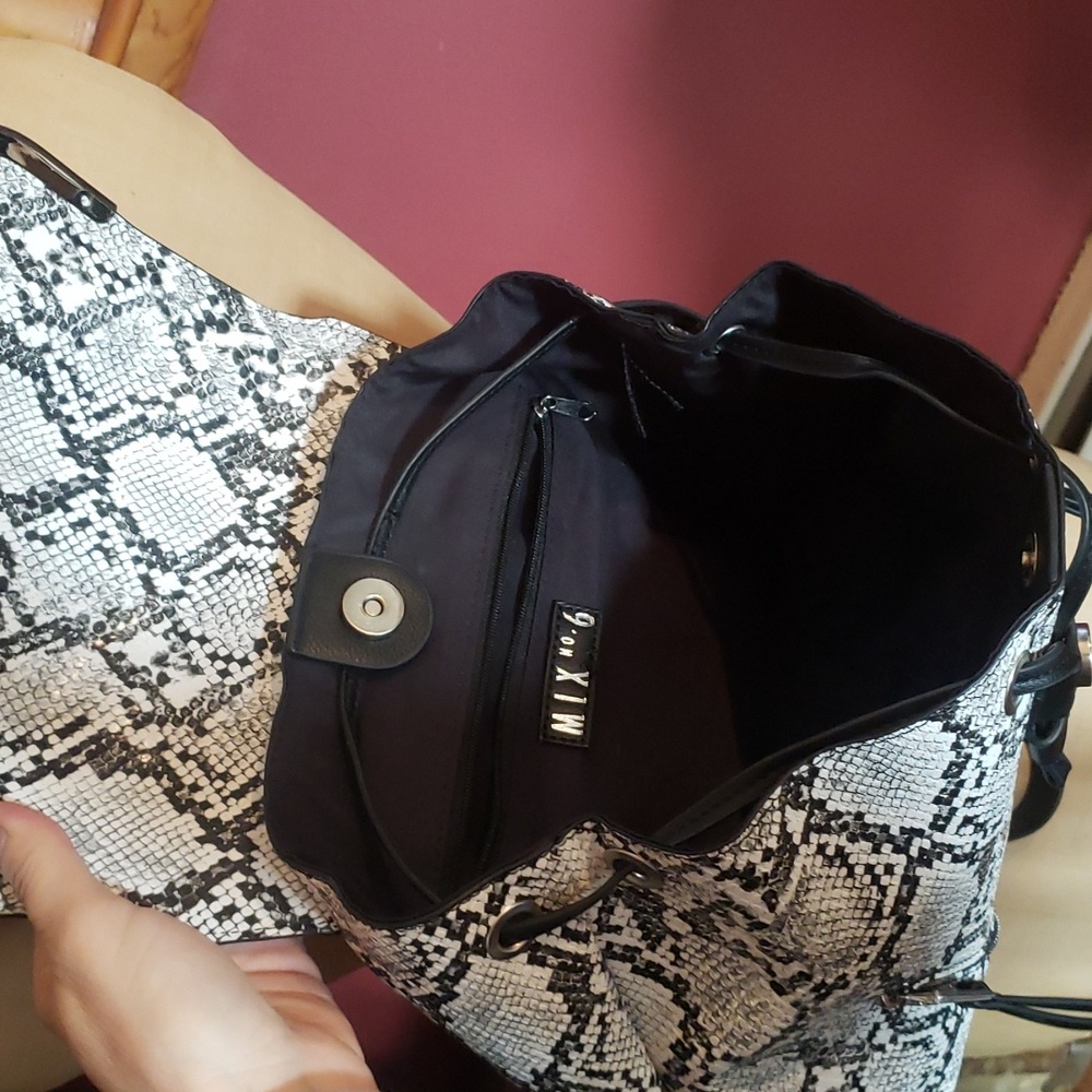 Purse - Picture 3 of 6